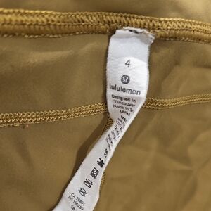 lululemon athletica Legging With Pocket Size 4